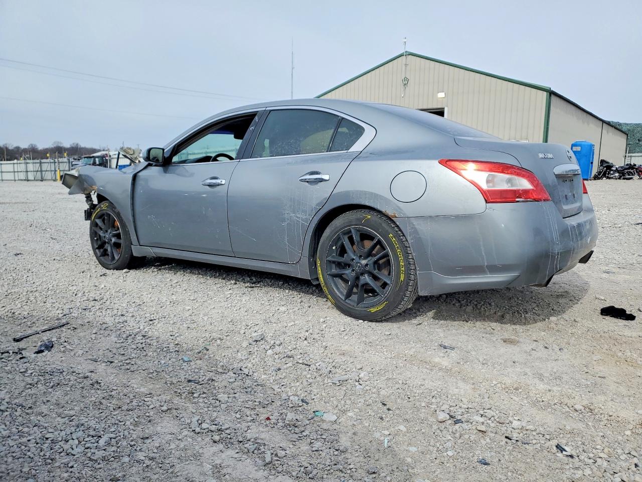 2009 NISSAN MAXIMA S photo 3