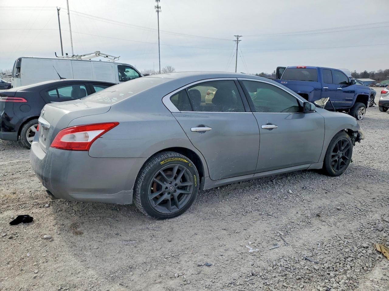 2009 NISSAN MAXIMA S photo 5