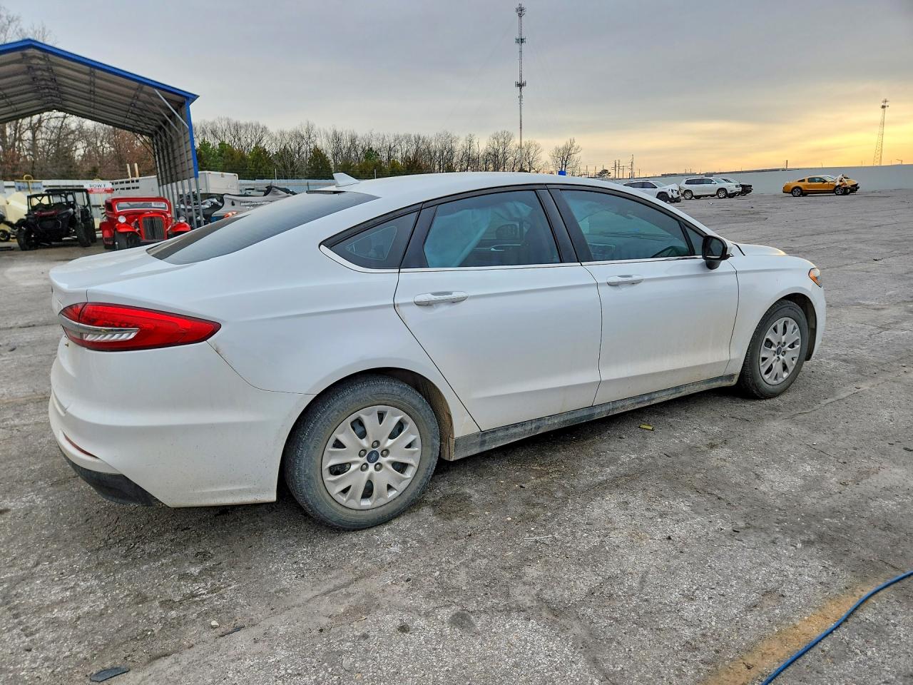 2020 FORD FUSION S photo 3