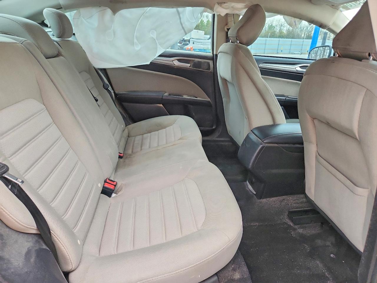 2020 FORD FUSION S photo 10