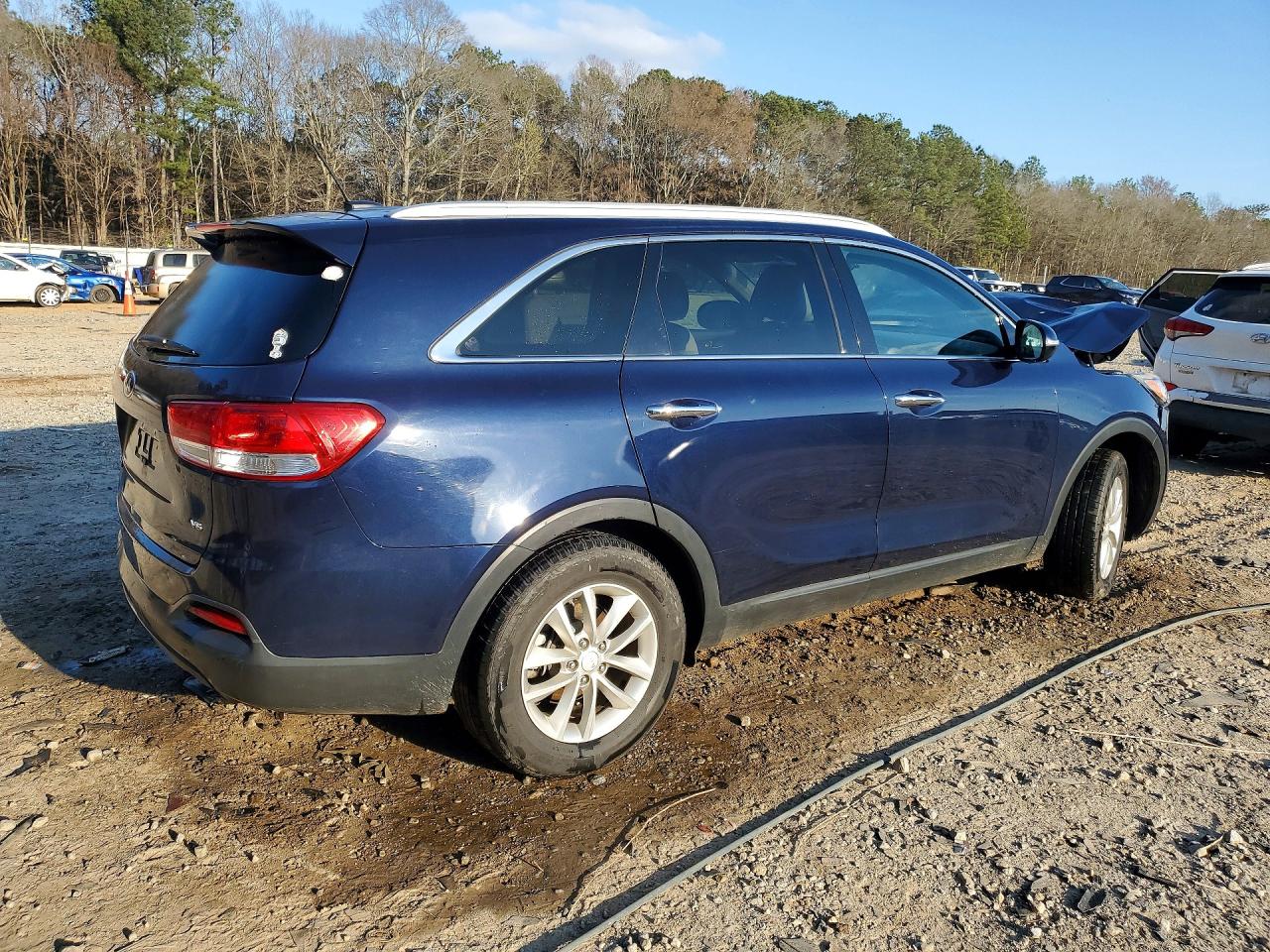 2017 KIA SORENTO LX V6 photo 3