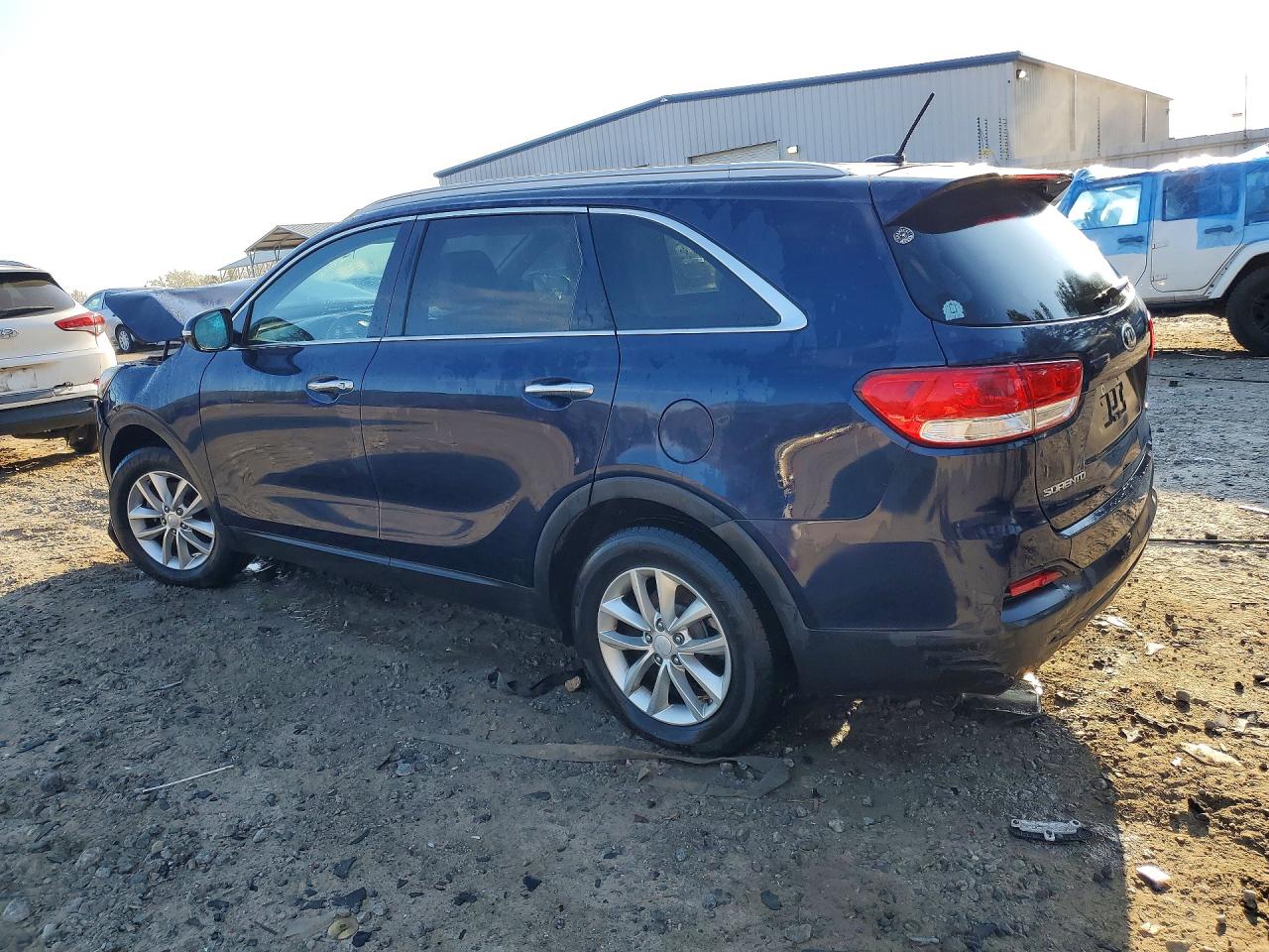 2017 KIA SORENTO LX V6 photo 2