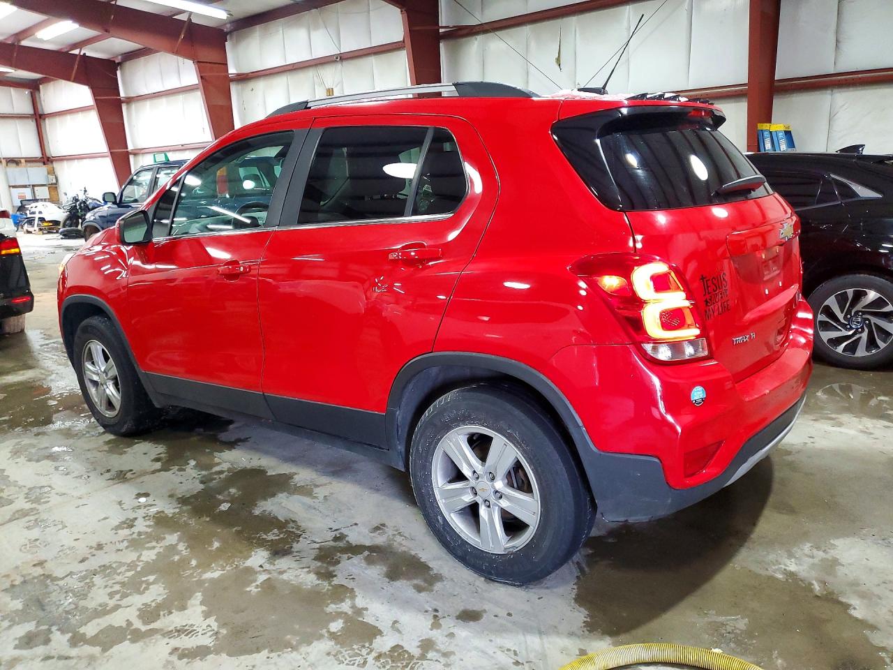 2017 CHEVROLET TRAX 1LT photo 4