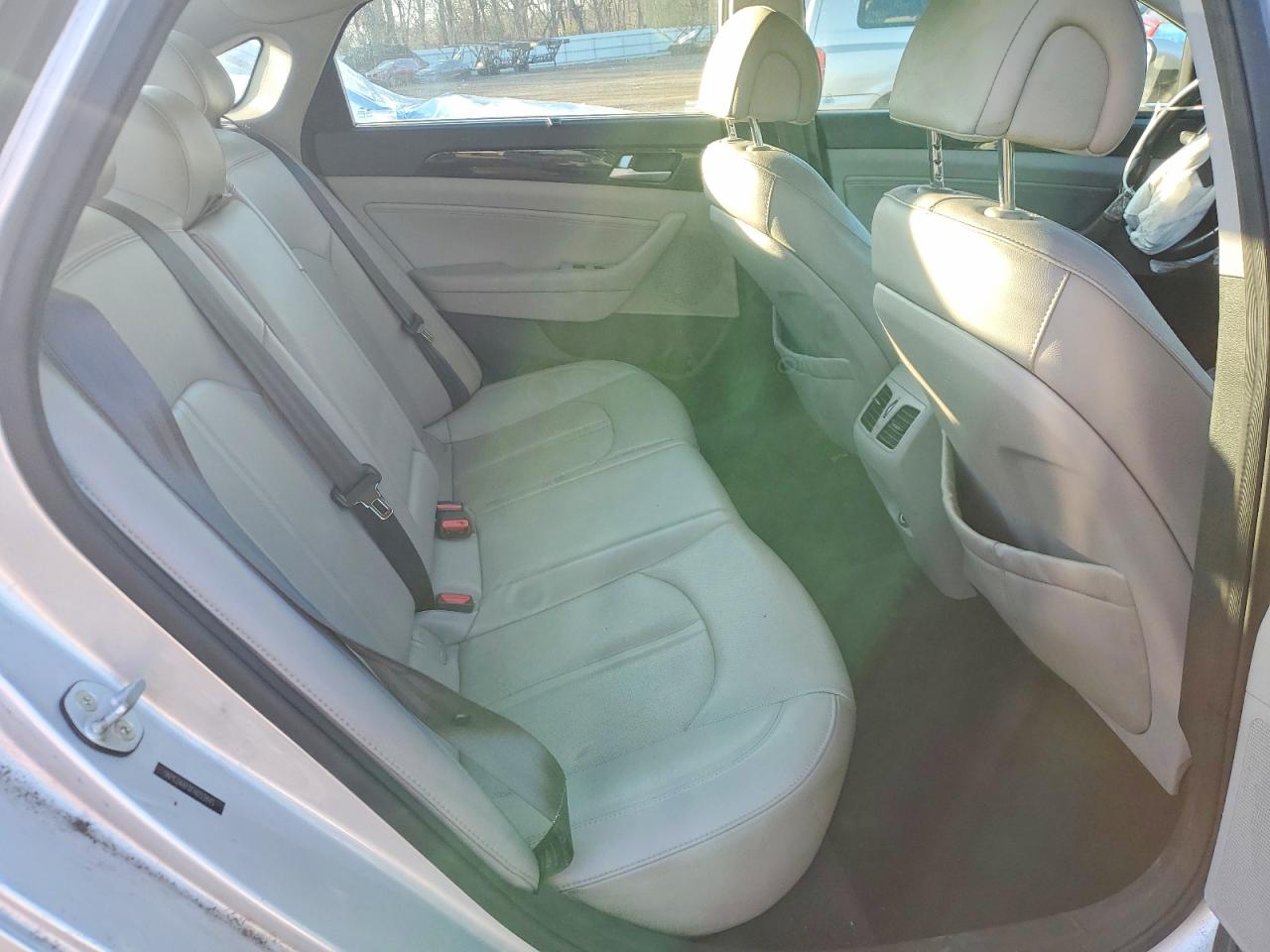 2015 HYUNDAI SONATA SPORT photo 19