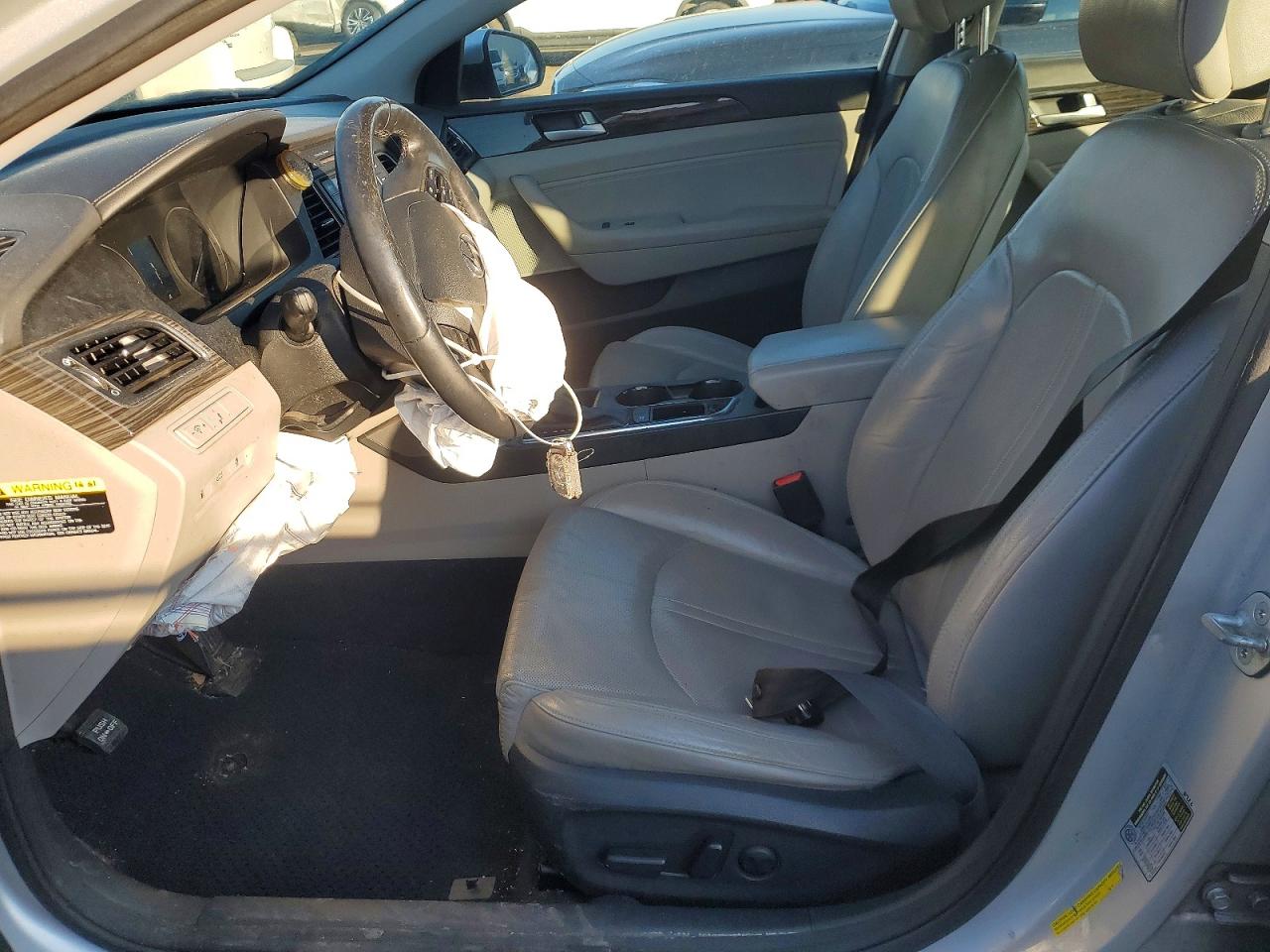 2015 HYUNDAI SONATA SPORT photo 13