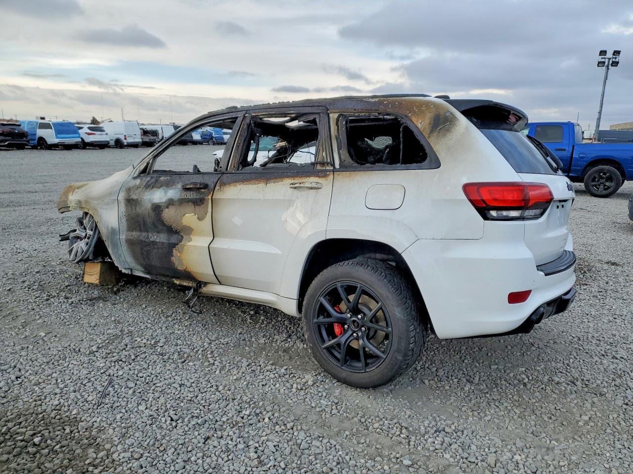 2016 JEEP GRAND CHEROKEE SRT-8 photo 2