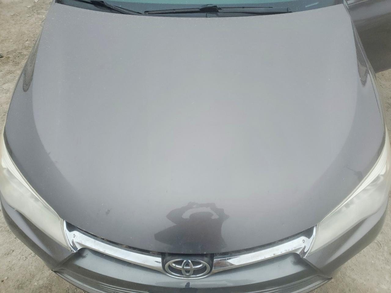 2017 TOYOTA CAMRY LE photo 21