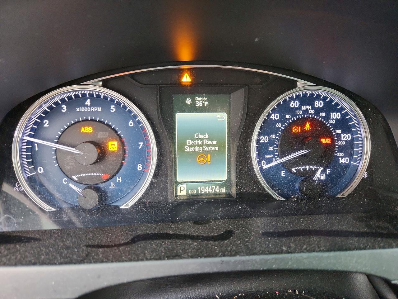 2017 TOYOTA CAMRY LE photo 17