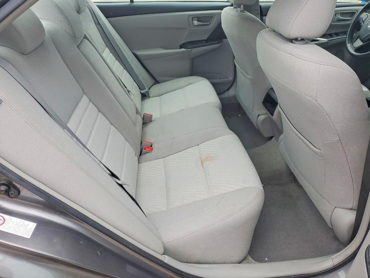 2017 TOYOTA CAMRY LE photo 19