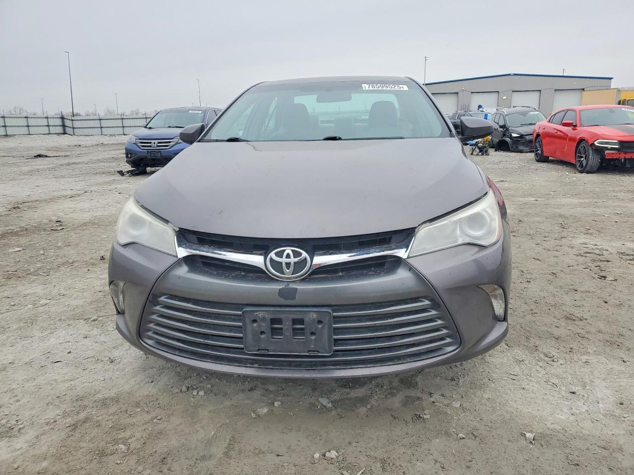 2017 TOYOTA CAMRY LE photo 9