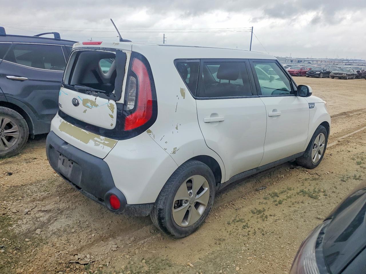 2016 KIA SOUL photo 3