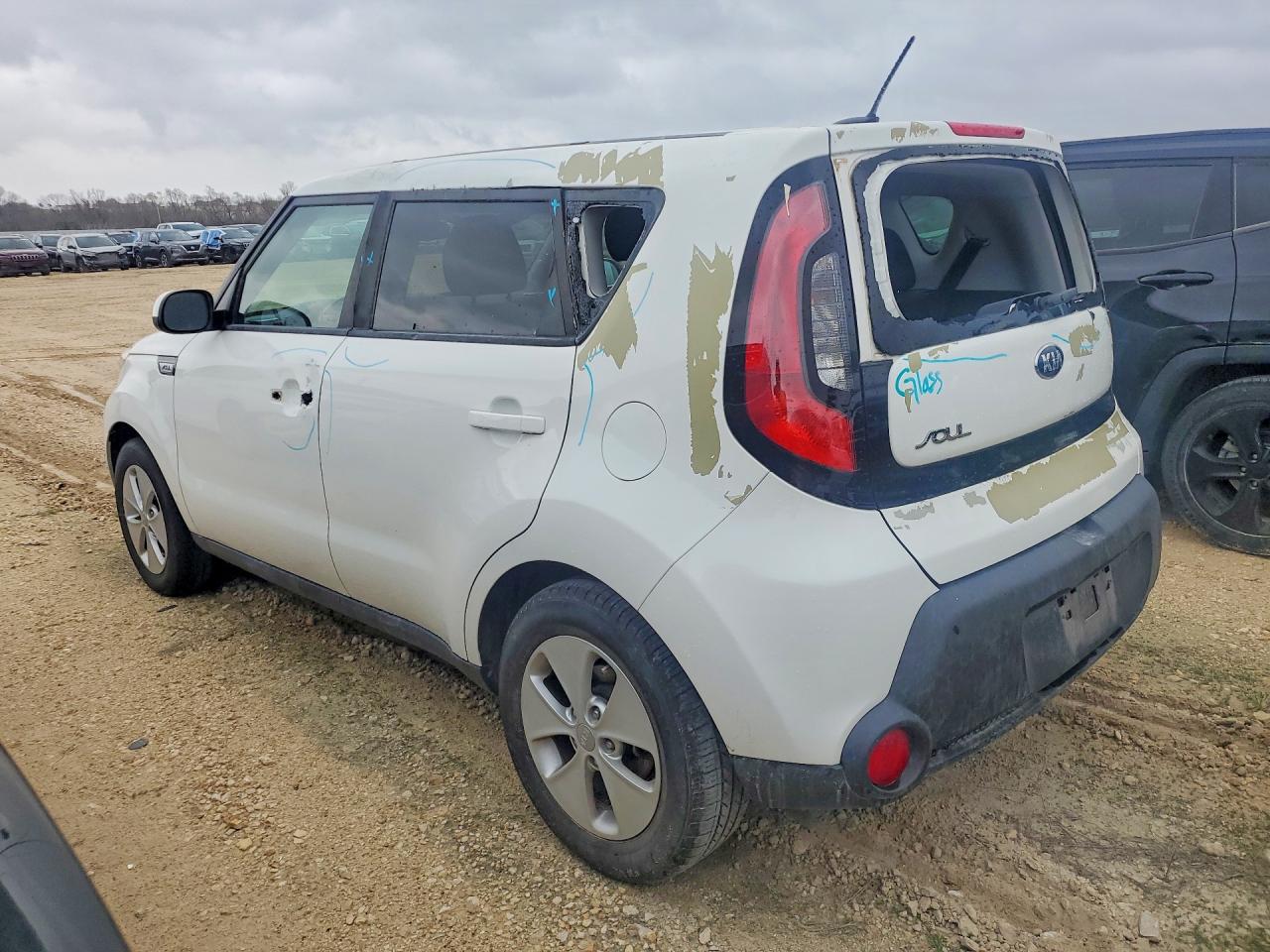 2016 KIA SOUL photo 2