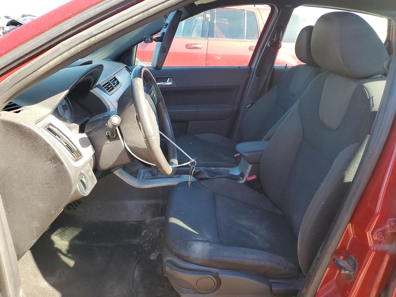 2009 FORD FOCUS SES photo 13