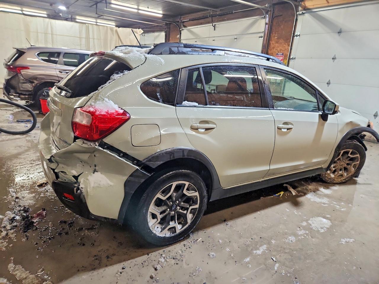 2017 SUBARU CROSSTREK PREMIUM photo 3
