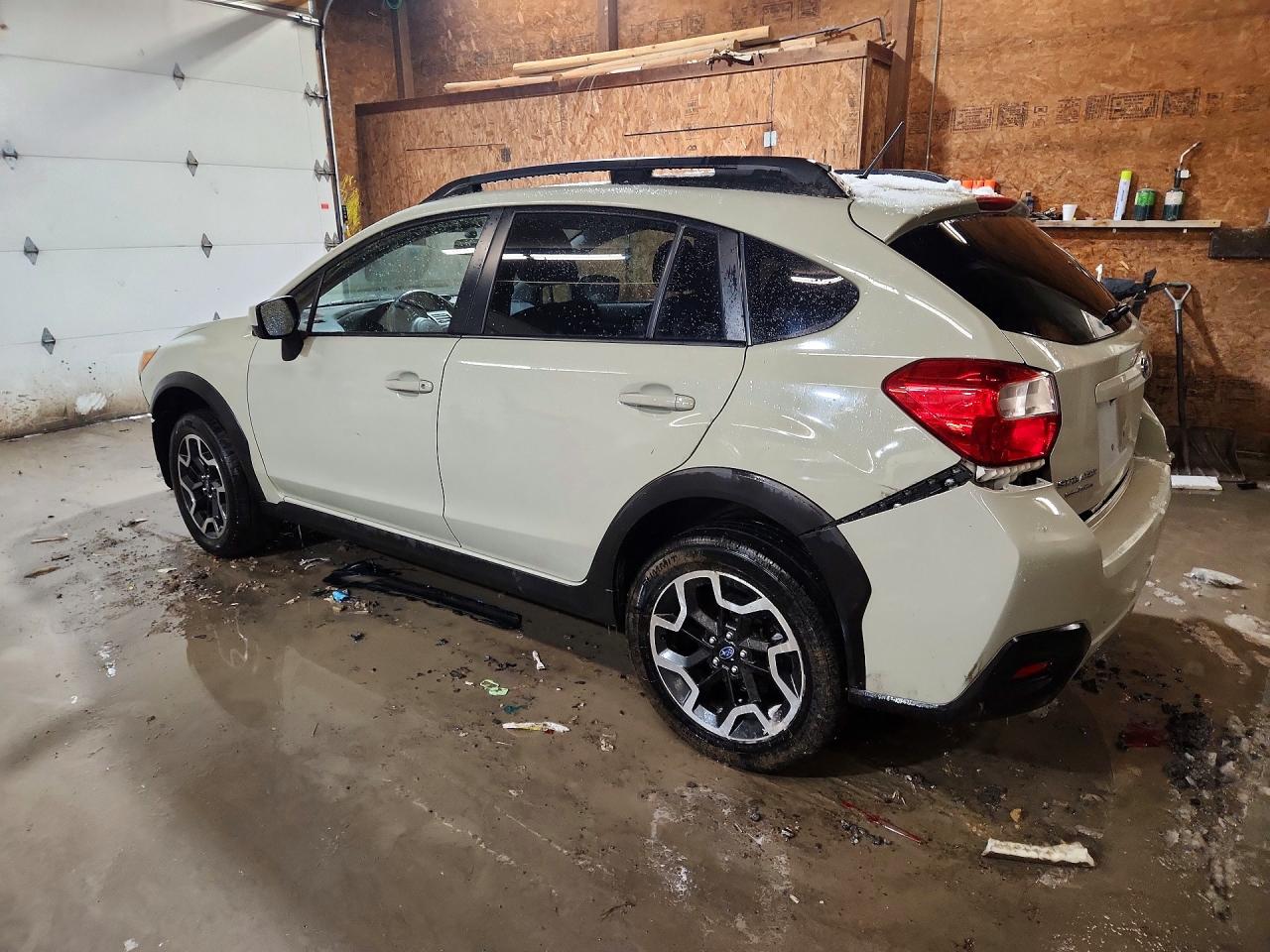 2017 SUBARU CROSSTREK PREMIUM photo 2