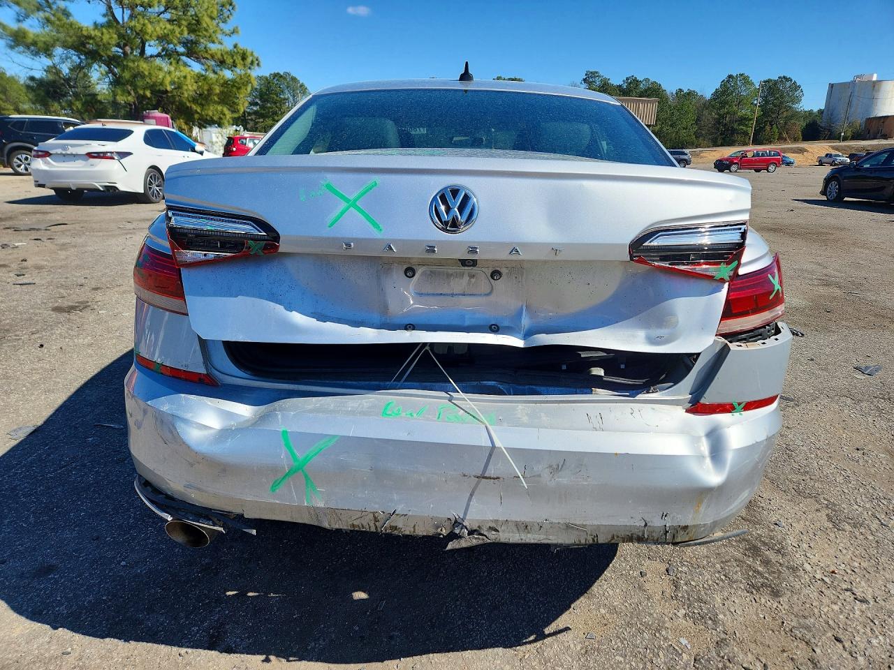 2020 VOLKSWAGEN PASSAT SE photo 11