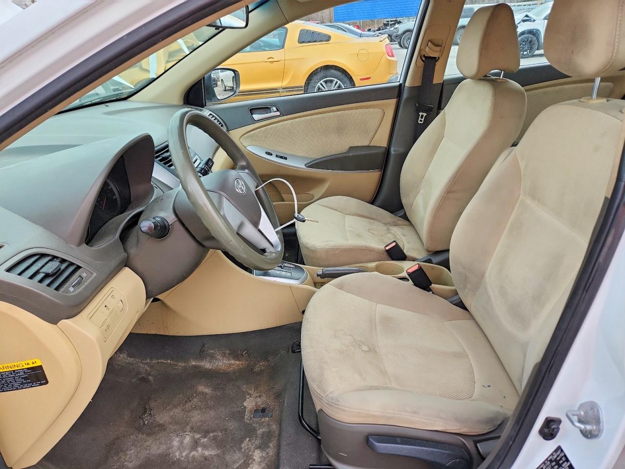 2014 HYUNDAI ACCENT GLS photo 7