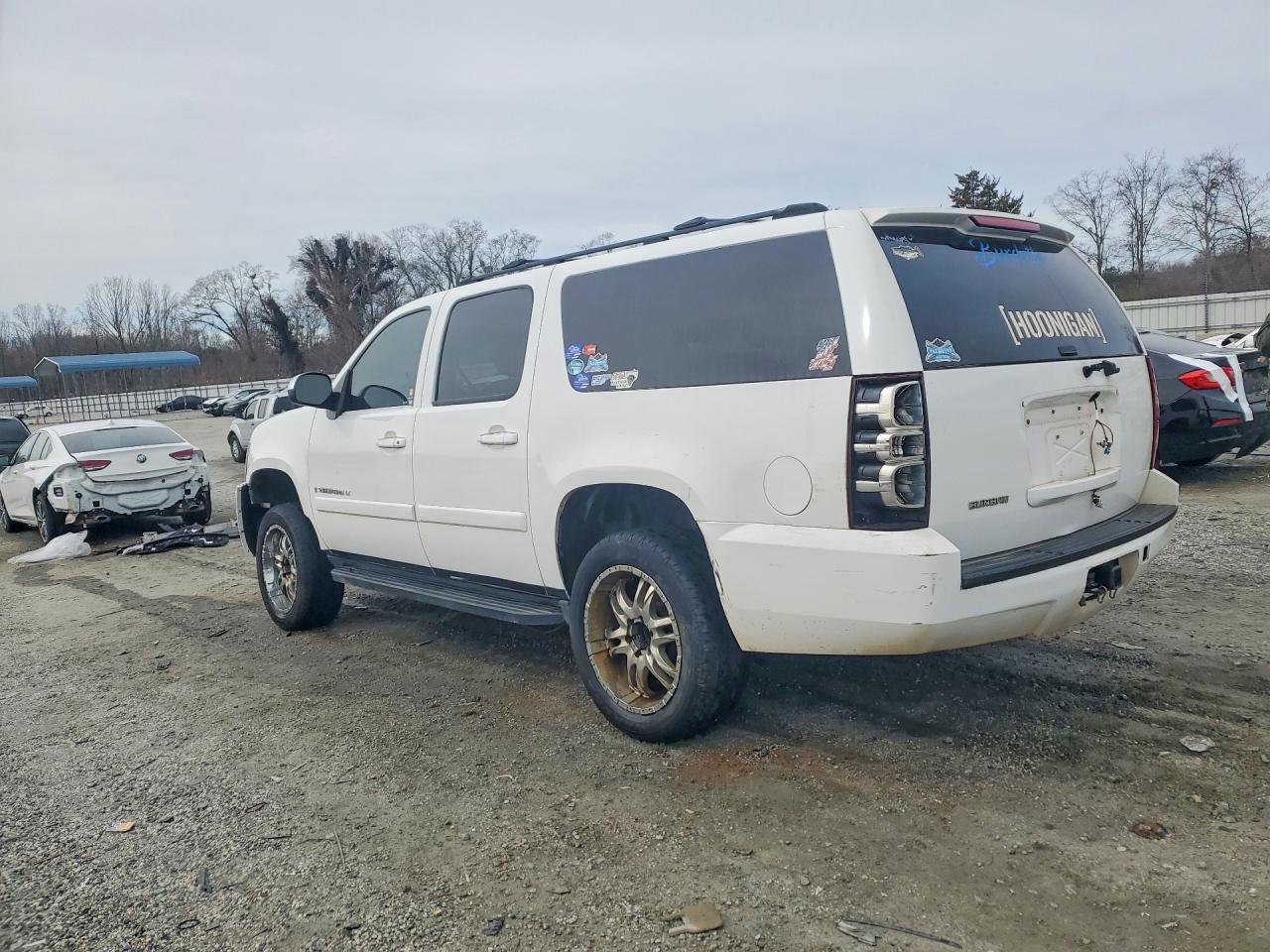 2007 CHEVROLET SUBURBAN K1500 photo 3