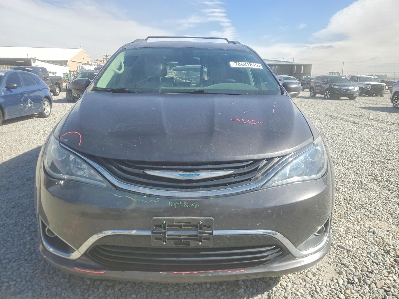 2019 CHRYSLER PACIFICA HYBRID TOURING L photo 5