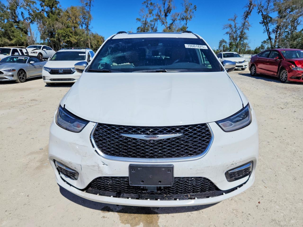 2026 CHRYSLER PACIFICA PINNACLE photo 13