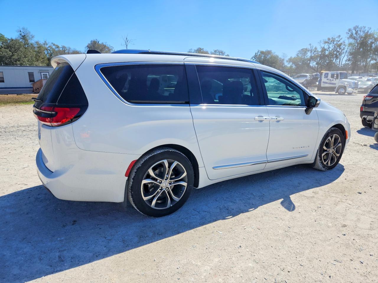 2026 CHRYSLER PACIFICA PINNACLE photo 7