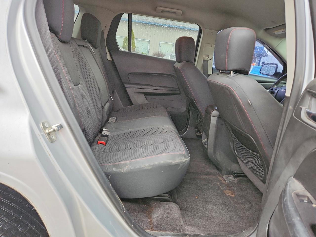 2015 GMC TERRAIN SLE photo 31