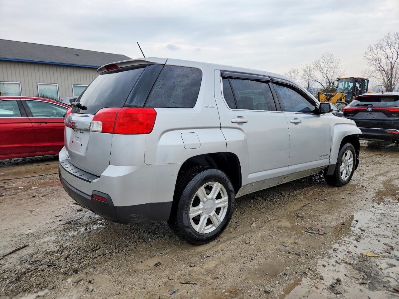 2015 GMC TERRAIN SLE photo 7