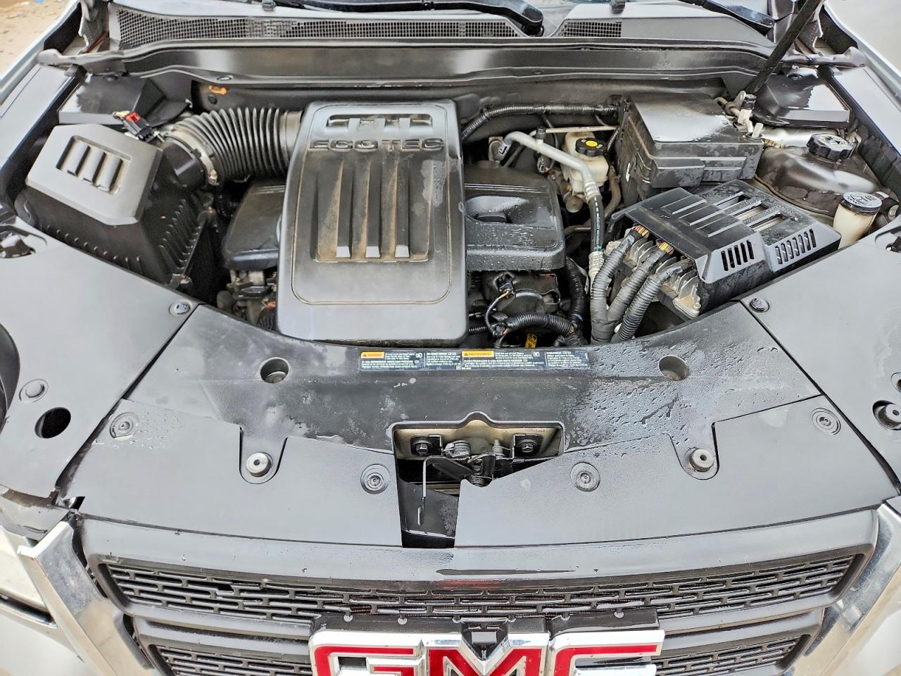 2015 GMC TERRAIN SLE photo 34