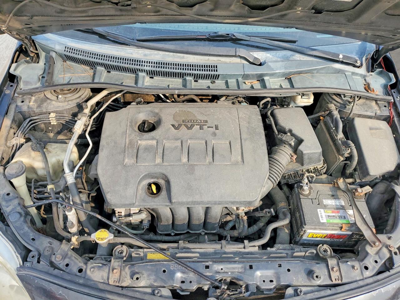 2011 TOYOTA COROLLA LE photo 21
