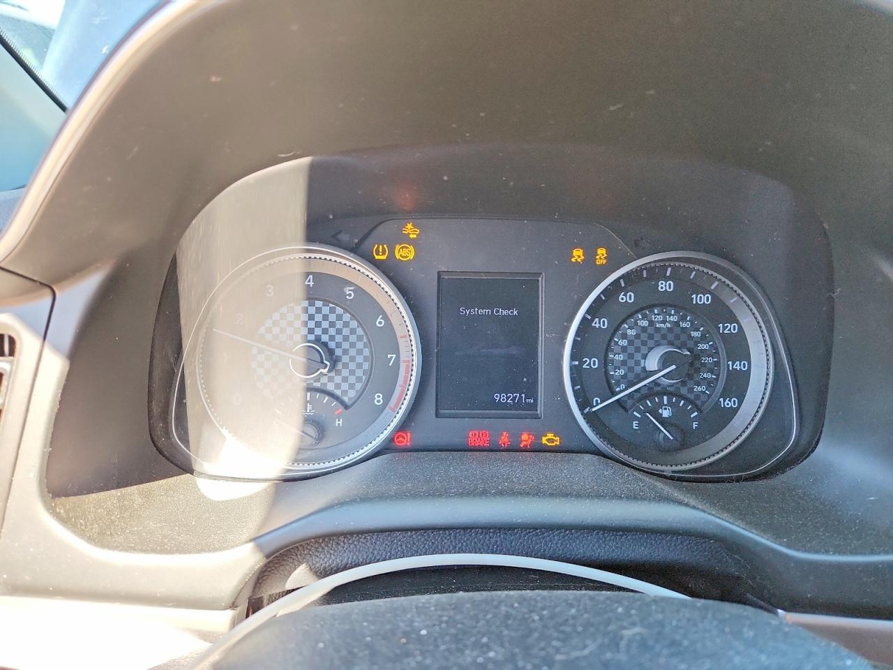2019 HYUNDAI ELANTRA SEL photo 25