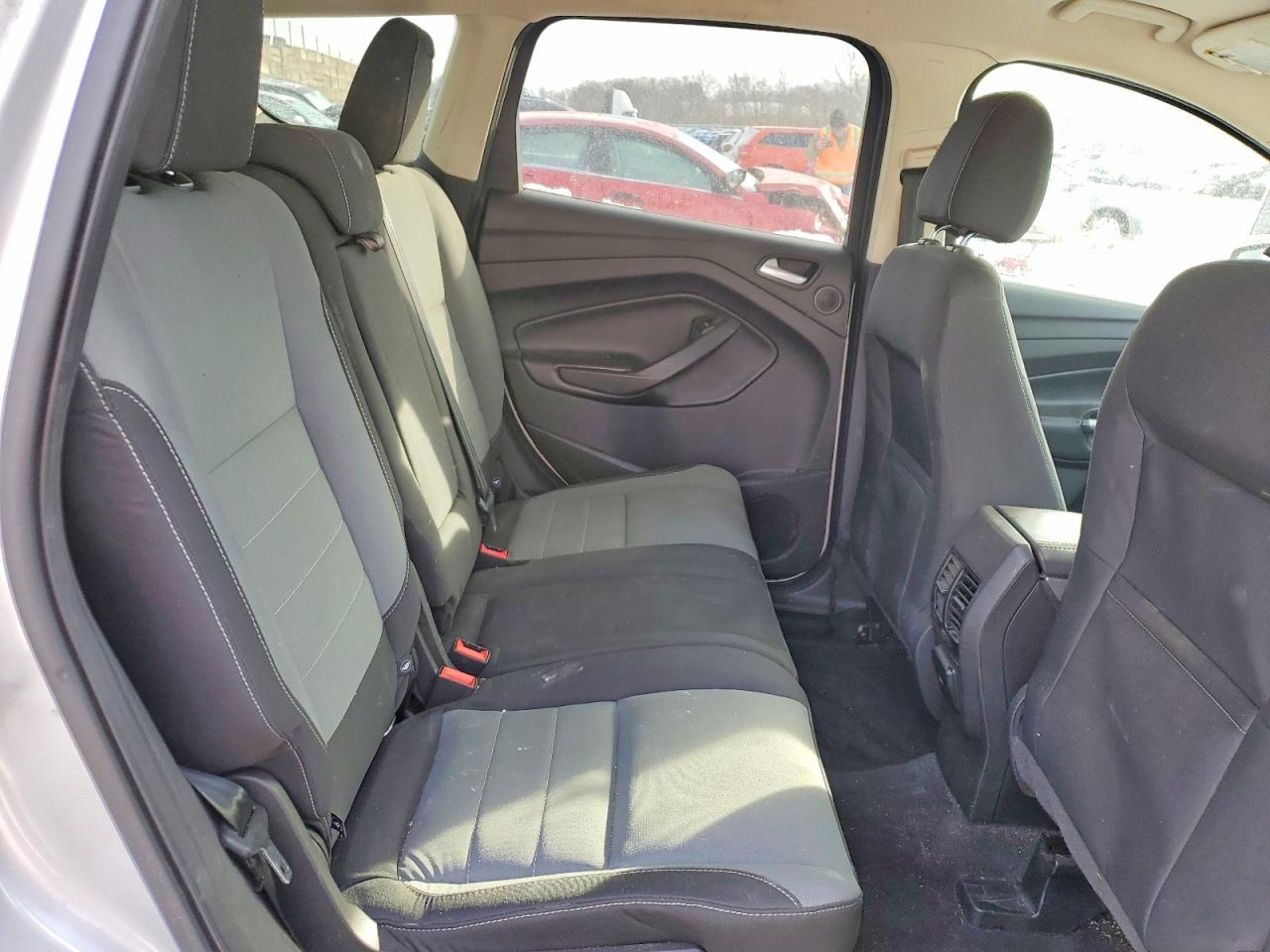 2016 FORD ESCAPE SE photo 11