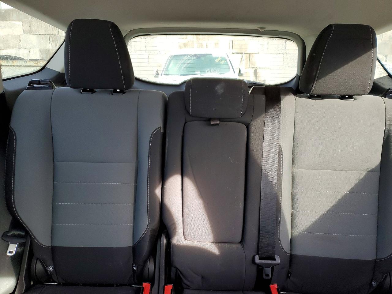 2016 FORD ESCAPE SE photo 10