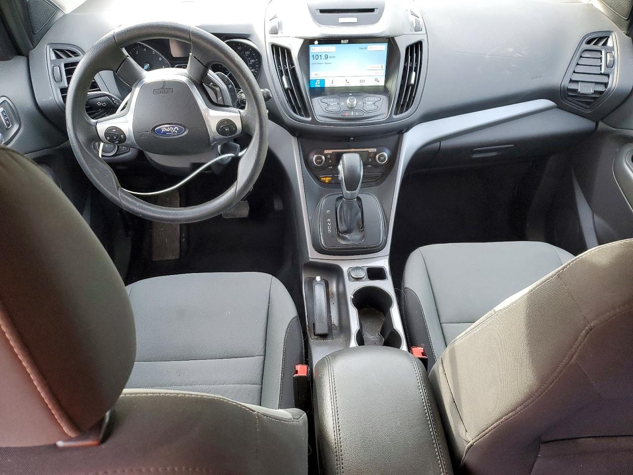 2016 FORD ESCAPE SE photo 8
