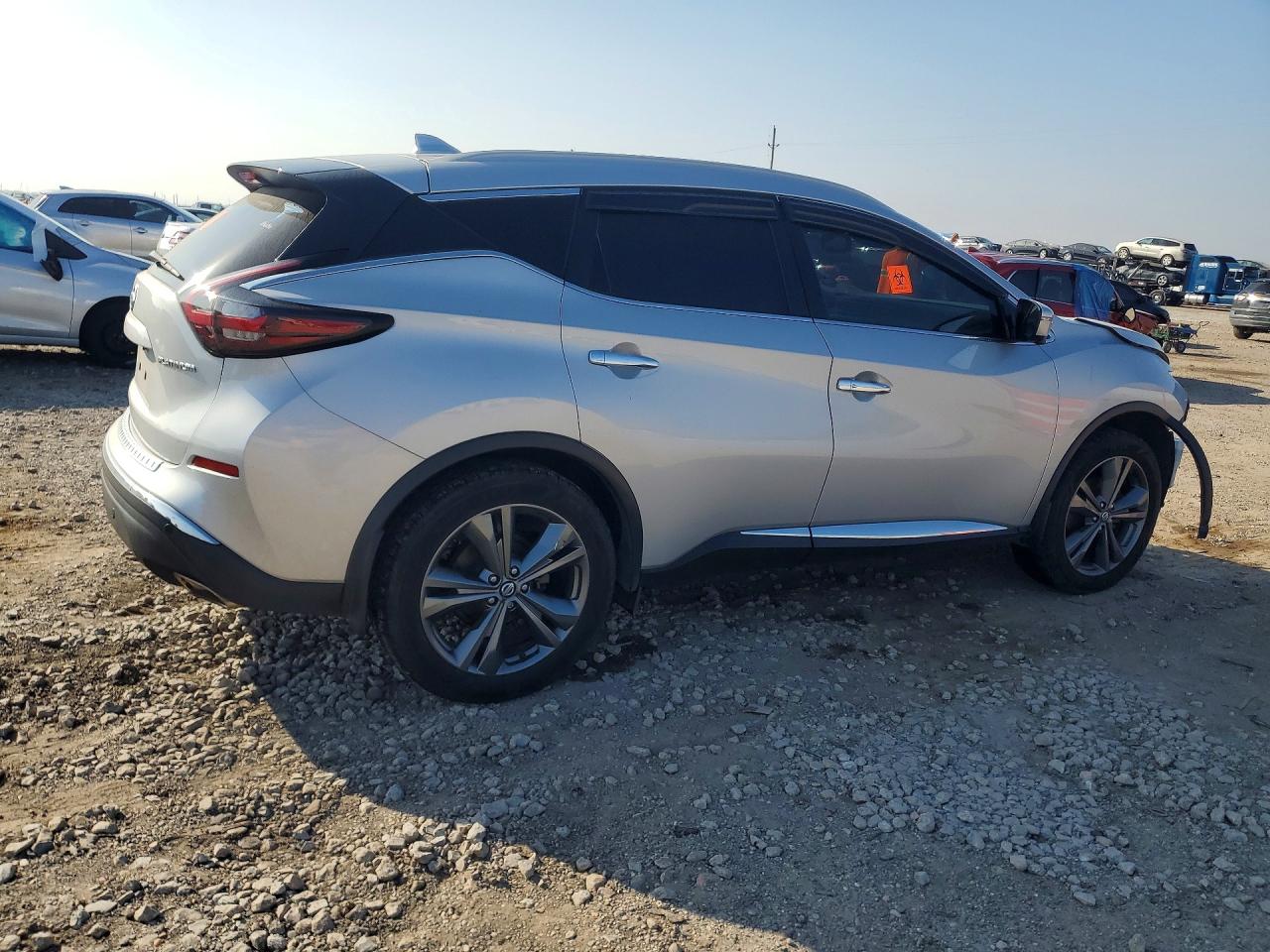 2020 NISSAN MURANO PLATINUM photo 3