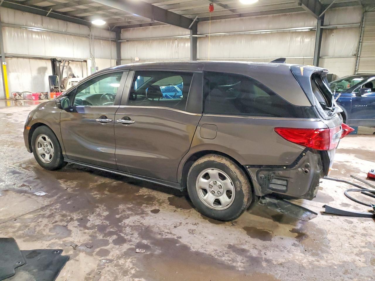 2019 HONDA ODYSSEY EXL photo 2