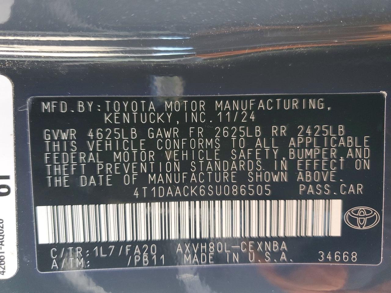 2025 TOYOTA CAMRY LE photo 13
