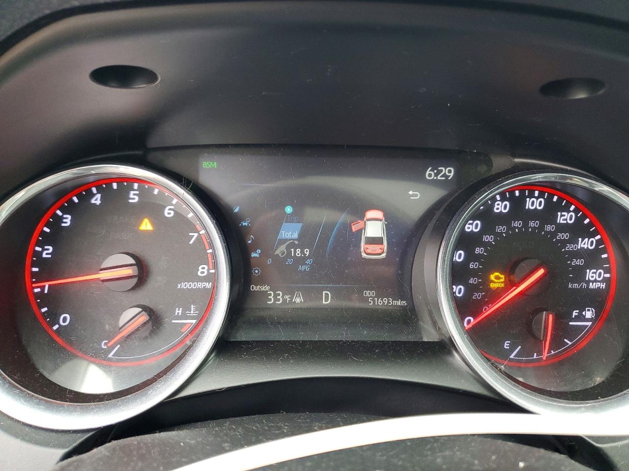 2019 TOYOTA CAMRY XSE photo 9