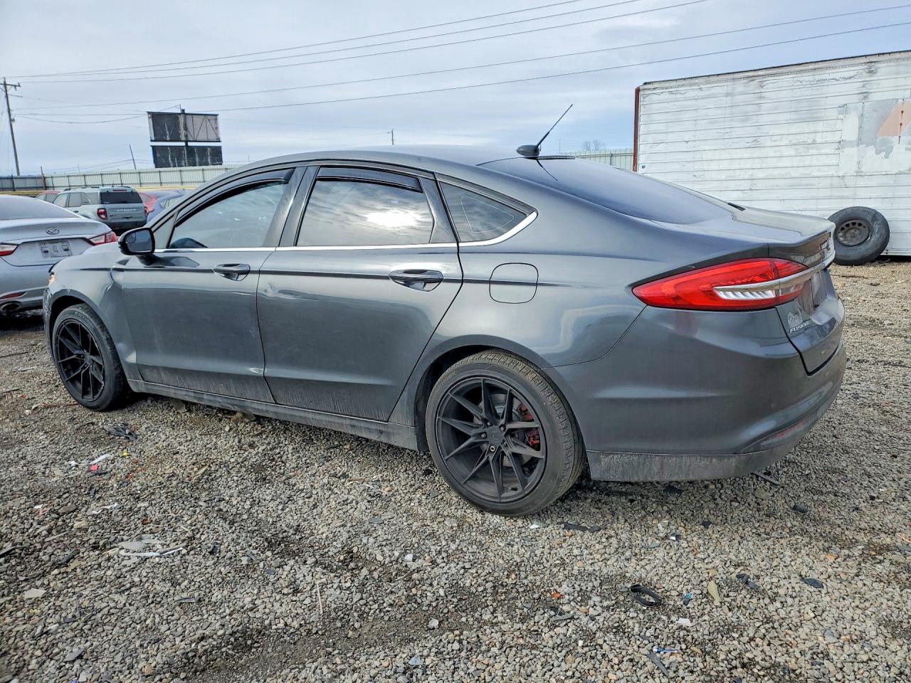 2017 FORD FUSION SE photo 4