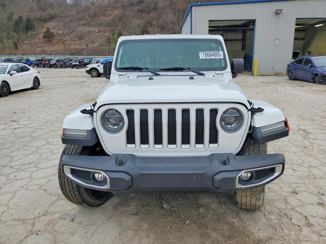 2018 JEEP WRANGLER UNLIMITED SAHARA photo 5