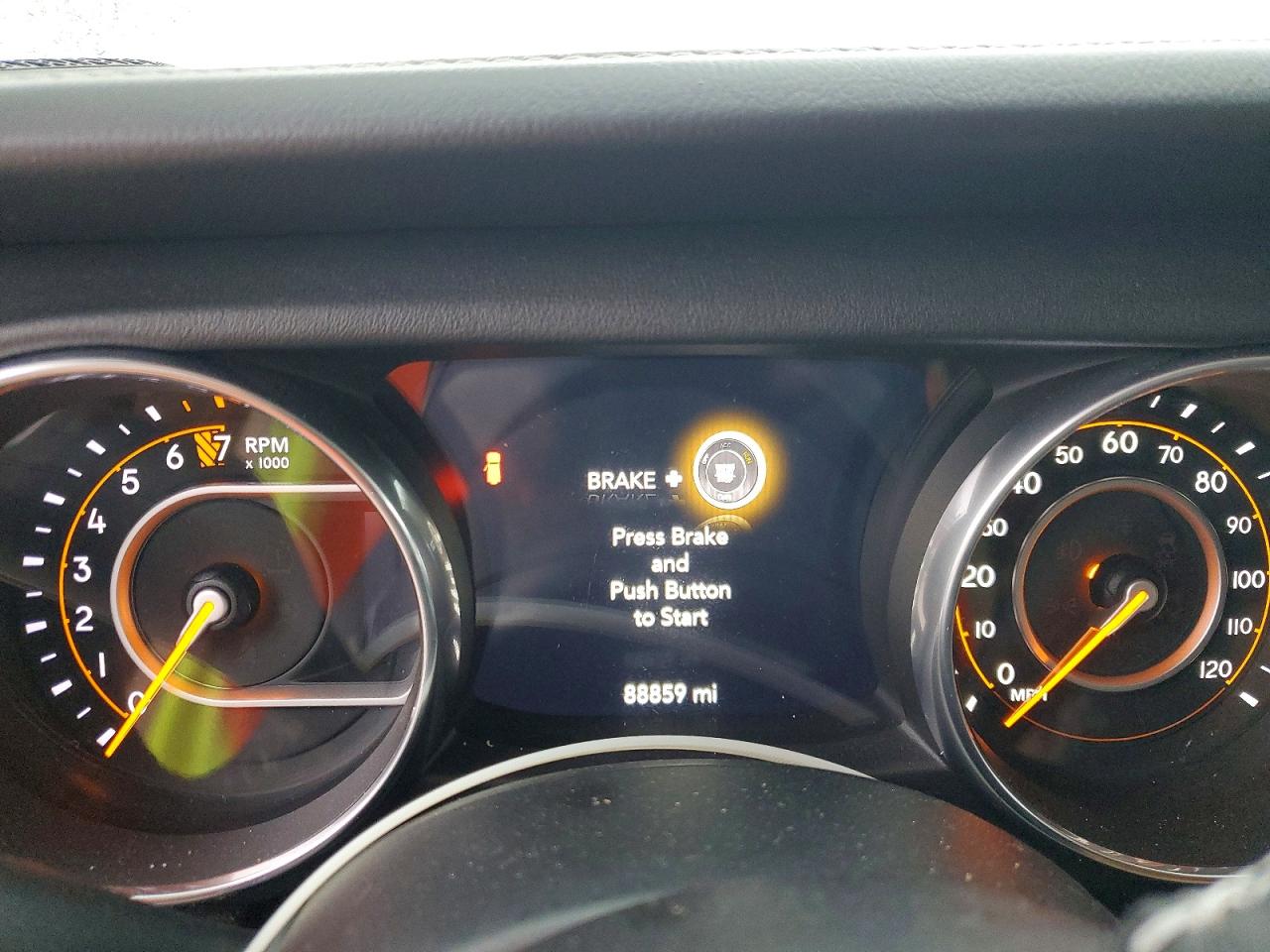 2018 JEEP WRANGLER UNLIMITED SAHARA photo 9