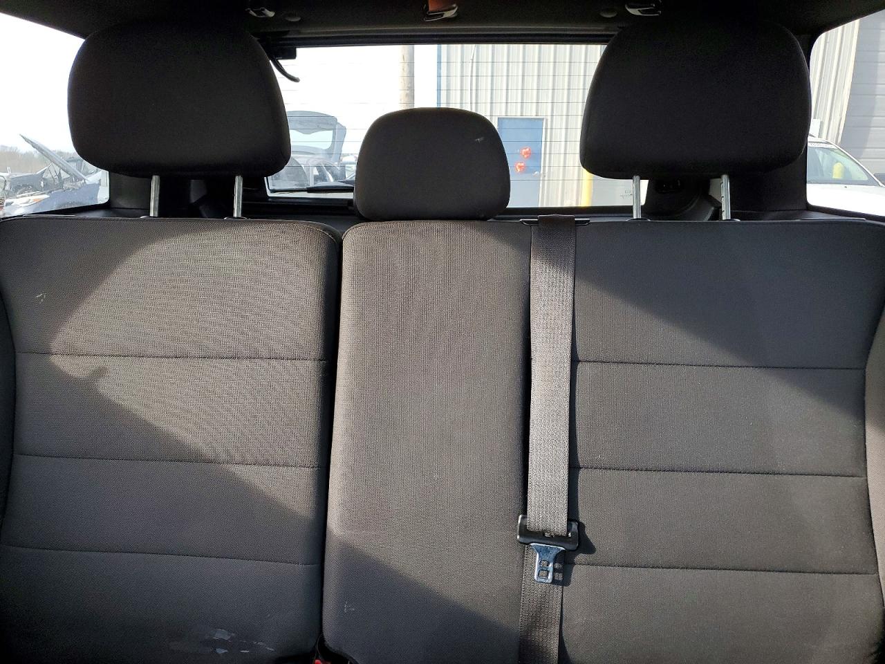 2011 FORD ESCAPE XLT photo 19