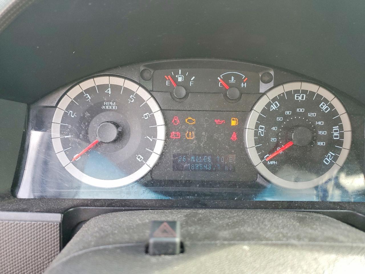 2011 FORD ESCAPE XLT photo 17