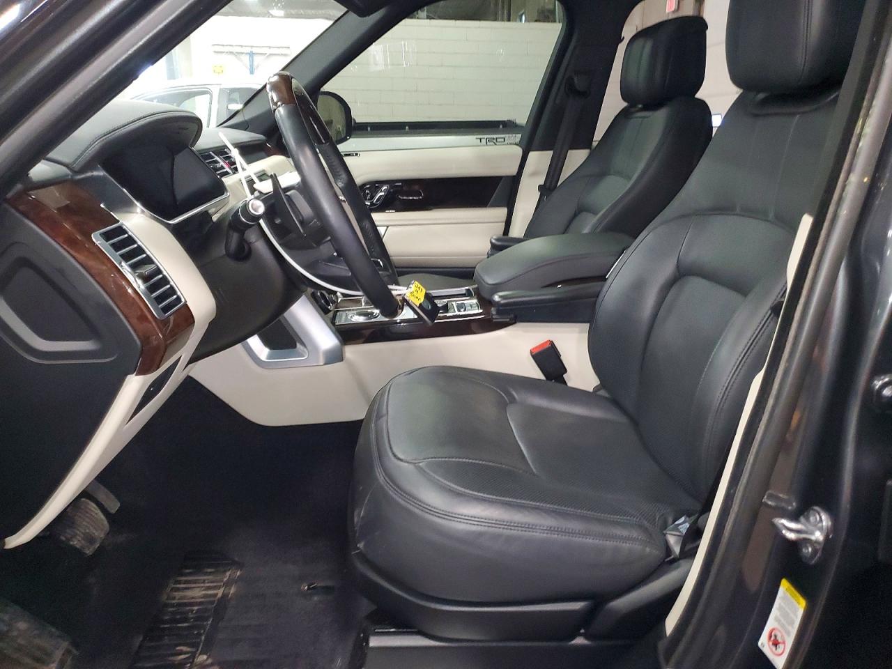 2019 LAND ROVER RANGE ROVER SUPERCHARGED photo 13