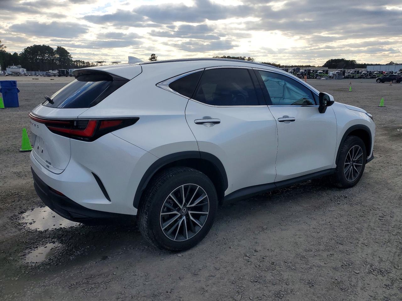 2024 LEXUS NX 350 BASE photo 7