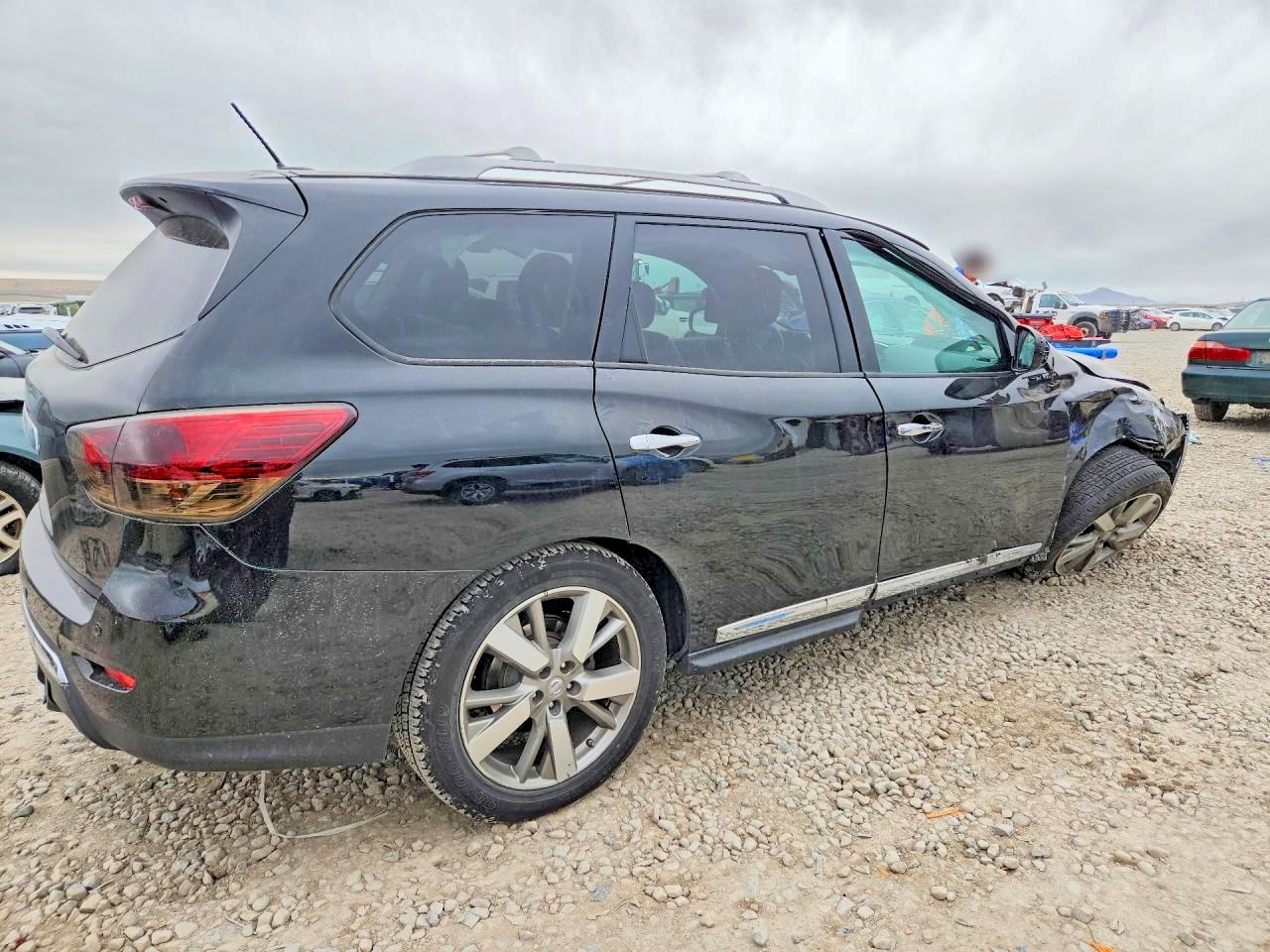 2013 NISSAN PATHFINDER S photo 7