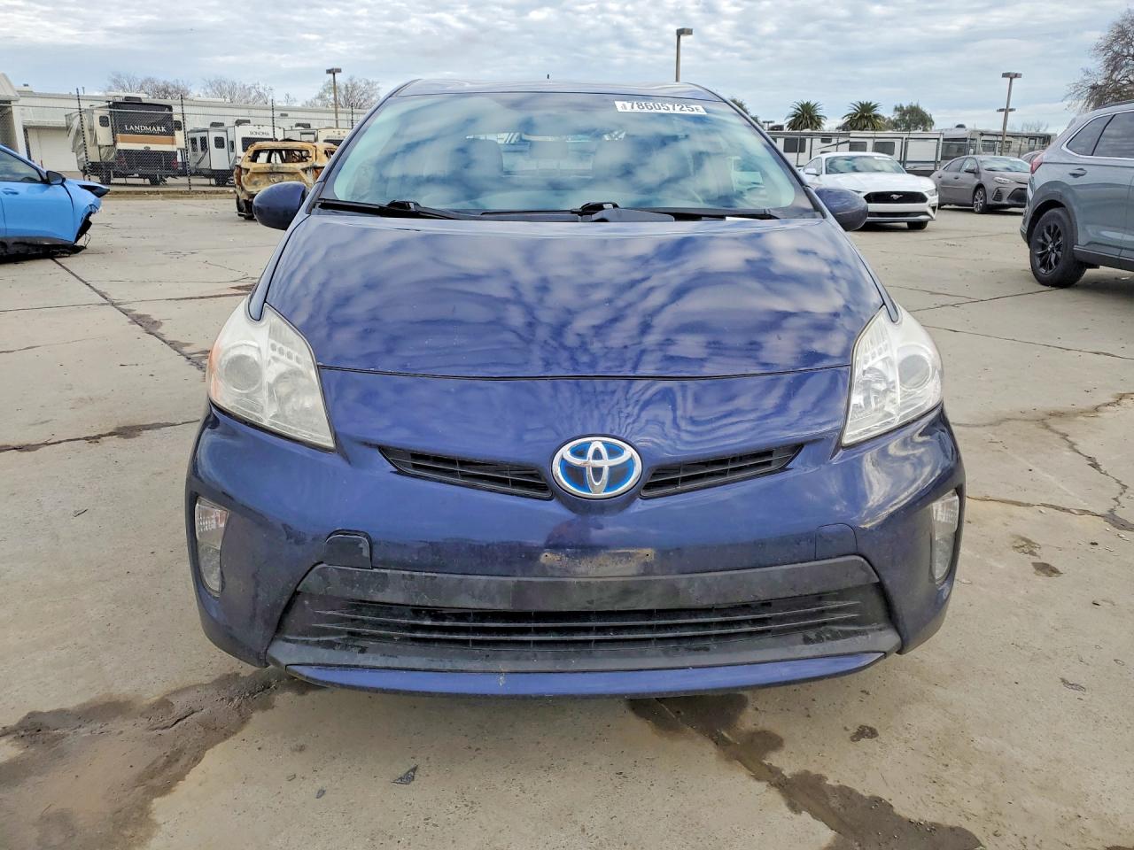 2013 TOYOTA PRIUS photo 5