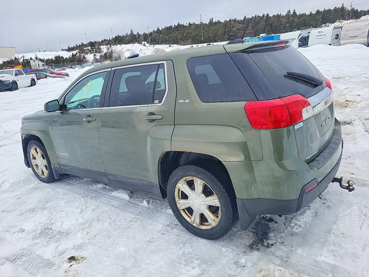 2015 GMC TERRAIN SLE photo 4