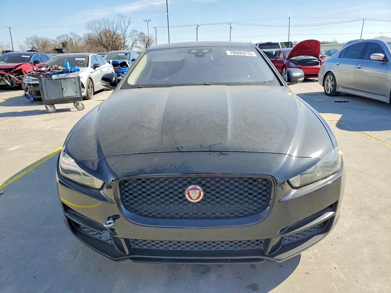 2017 JAGUAR XE PRESTIGE photo 9