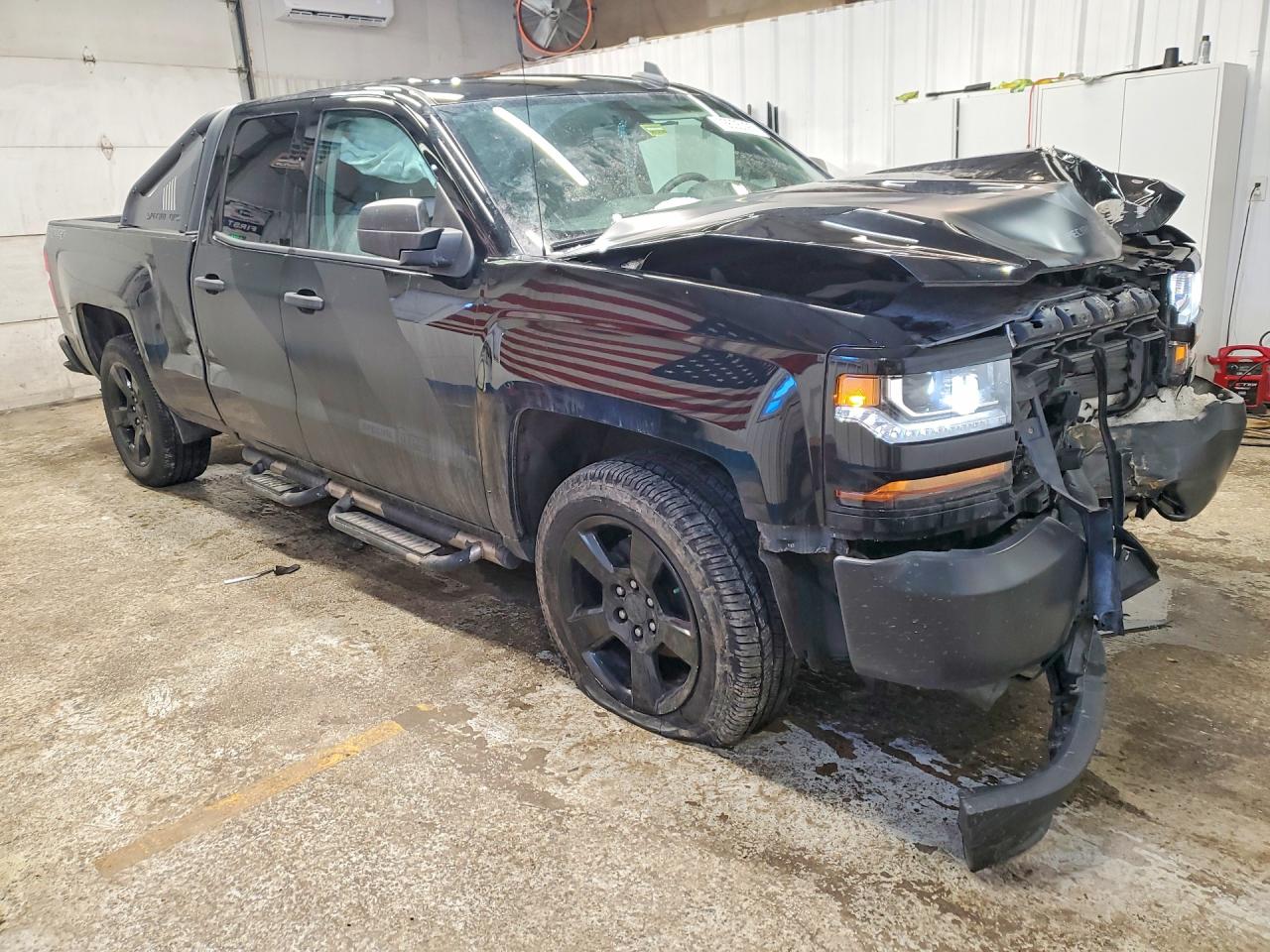 2017 CHEVROLET SILVERADO K1500 photo 7