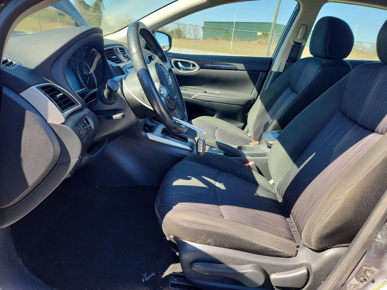 2019 NISSAN SENTRA S photo 13
